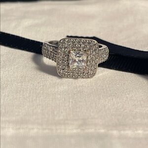 Sterling silver ring Dainty Square Crystal 7